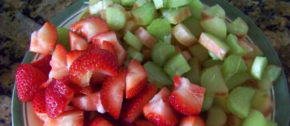 Strawberry Rhubarb Crisp (in Under an Hour)