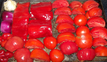 Slow Roasting Tomato Days: Roast Tomato & Red Pepper Soup