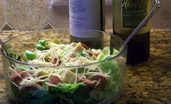 Spicy Italian Salad (with Grass Fed Summer Sausage) Spicy Italian Salad (with Grass Fed Summer Sausage)