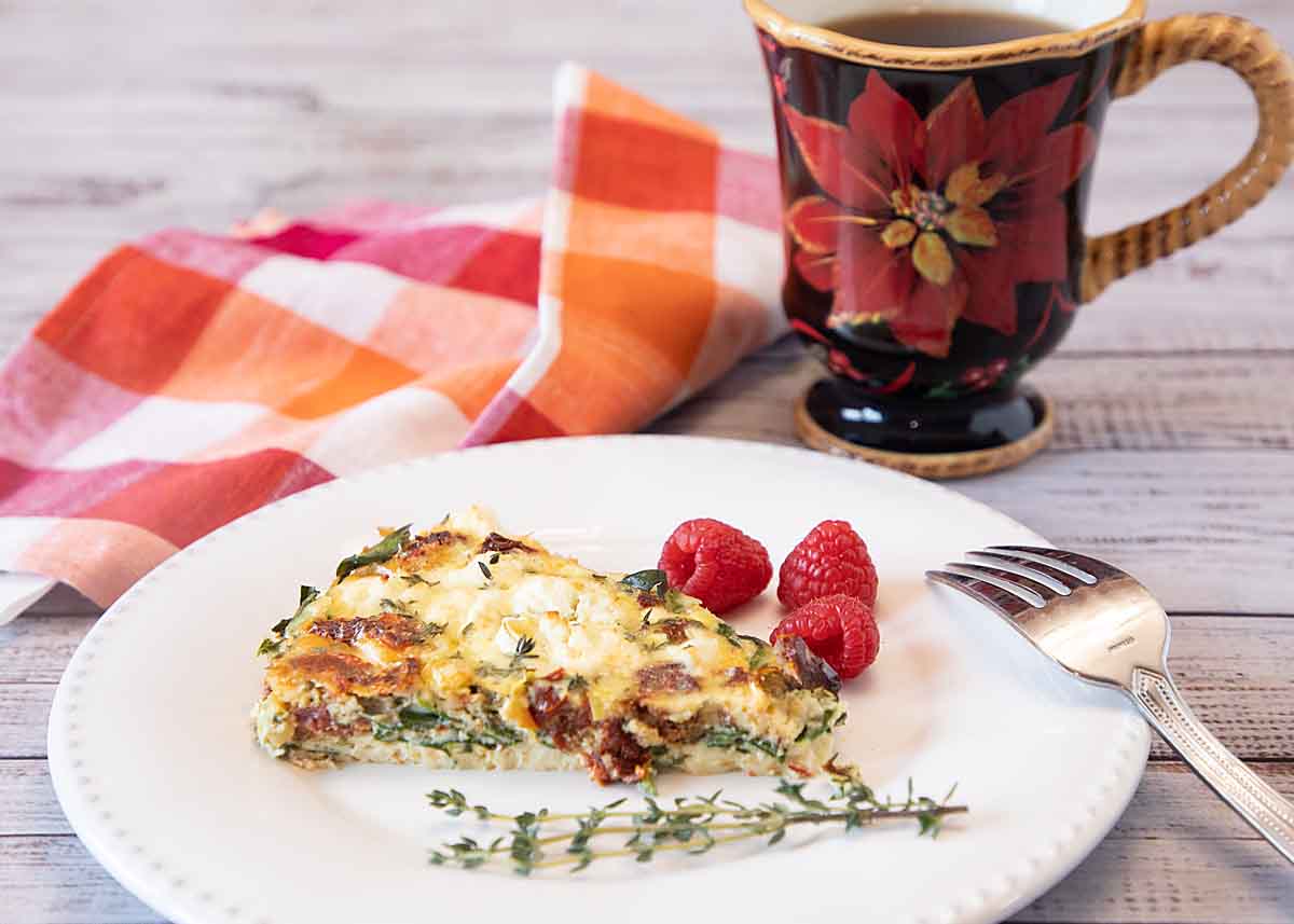quiche with coffee