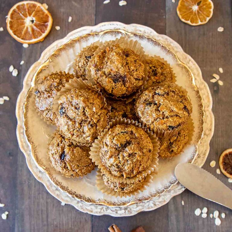 carrot date muffins