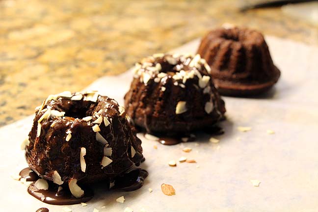 (Chocolate Glazed) Mini Chocolate Almond Cakes