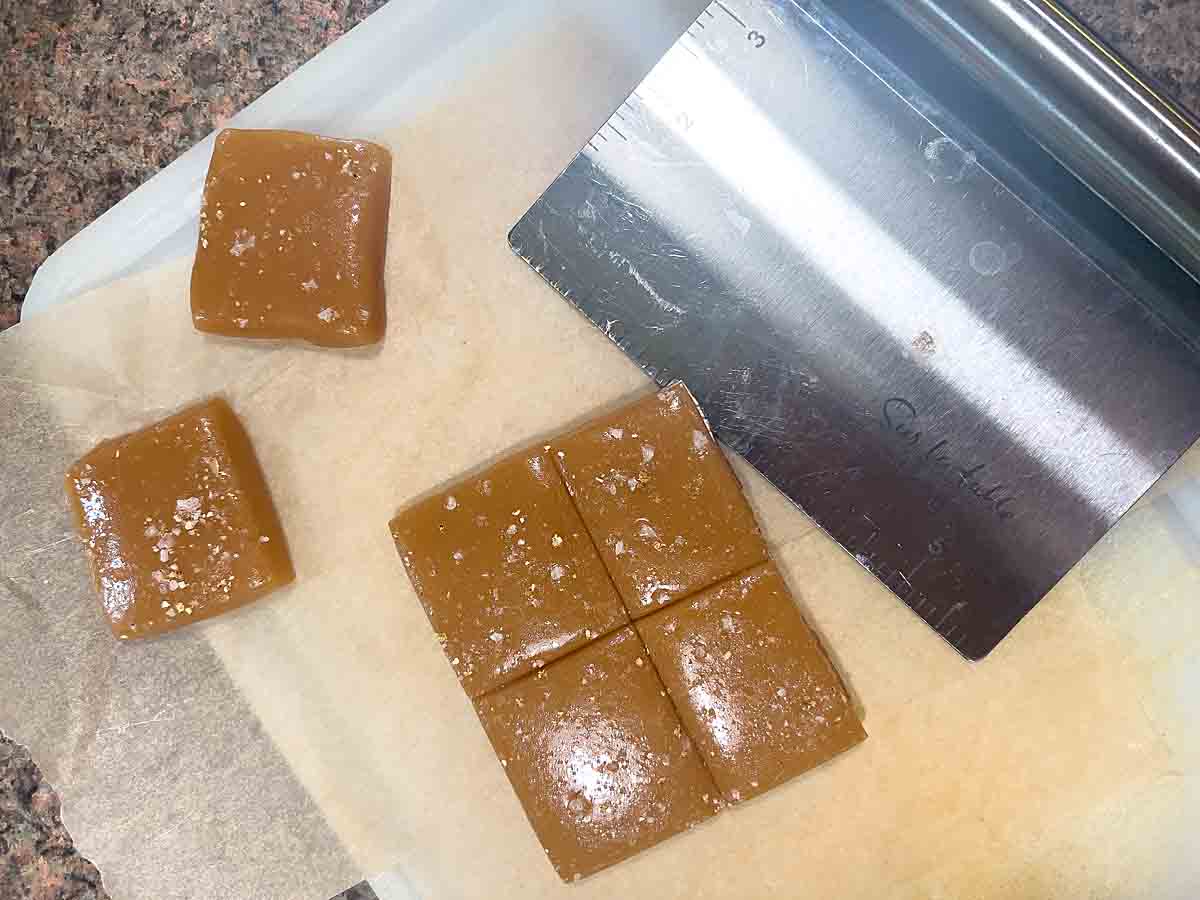 cut caramels