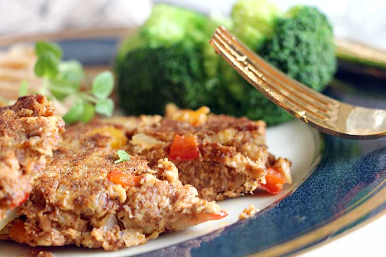 Tasty Salmon Cakes with Canned Salmon