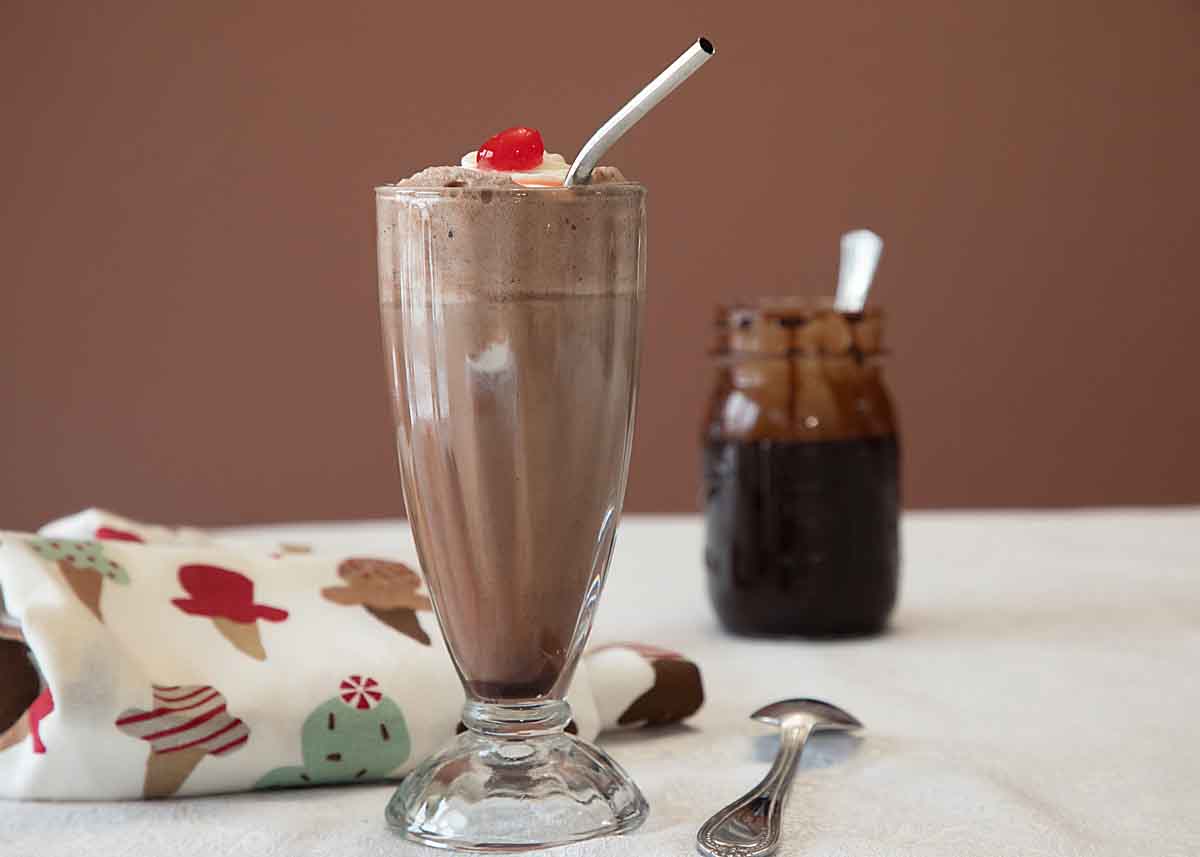 Old-Fashioned Homemade Chocolate Ice Cream - Adventures of Mel