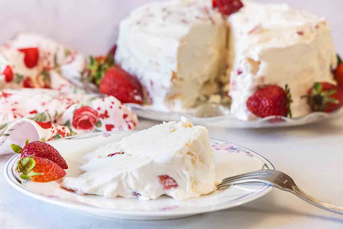 Strawberry Meringue Cake