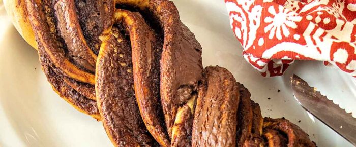Easy Speculoos or Nutella Braided Bread