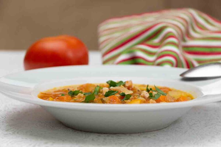 Easy Manhattan Clam Chowder