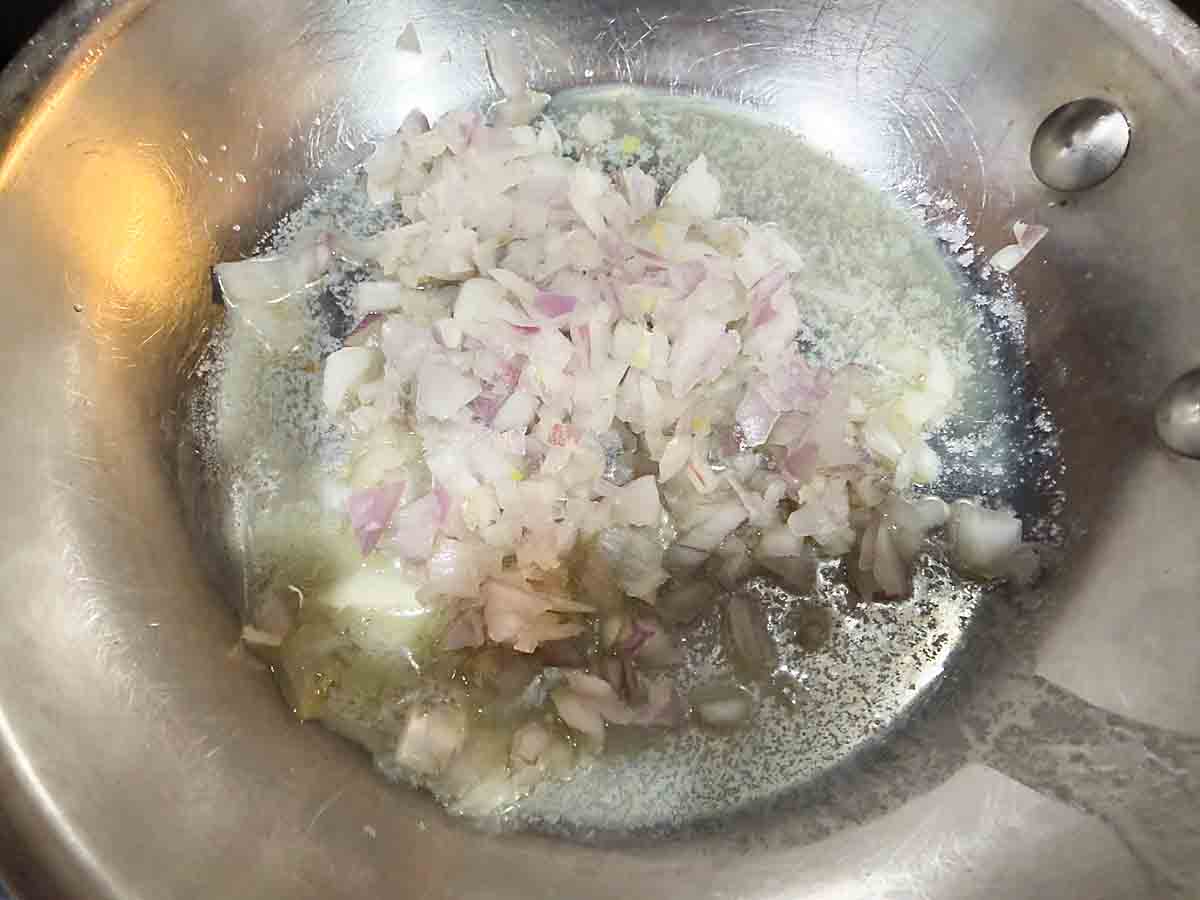 sautee garlic and shallot
