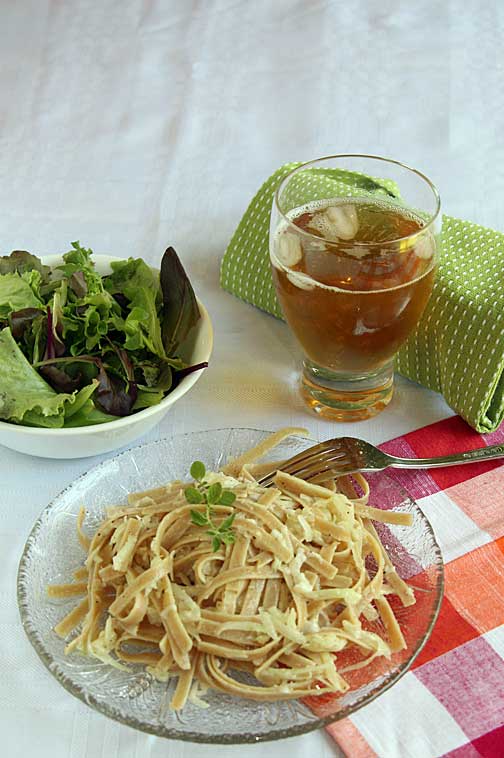 Kohlrabi-Cheese-Pasta-Serve – Art of Natural Living