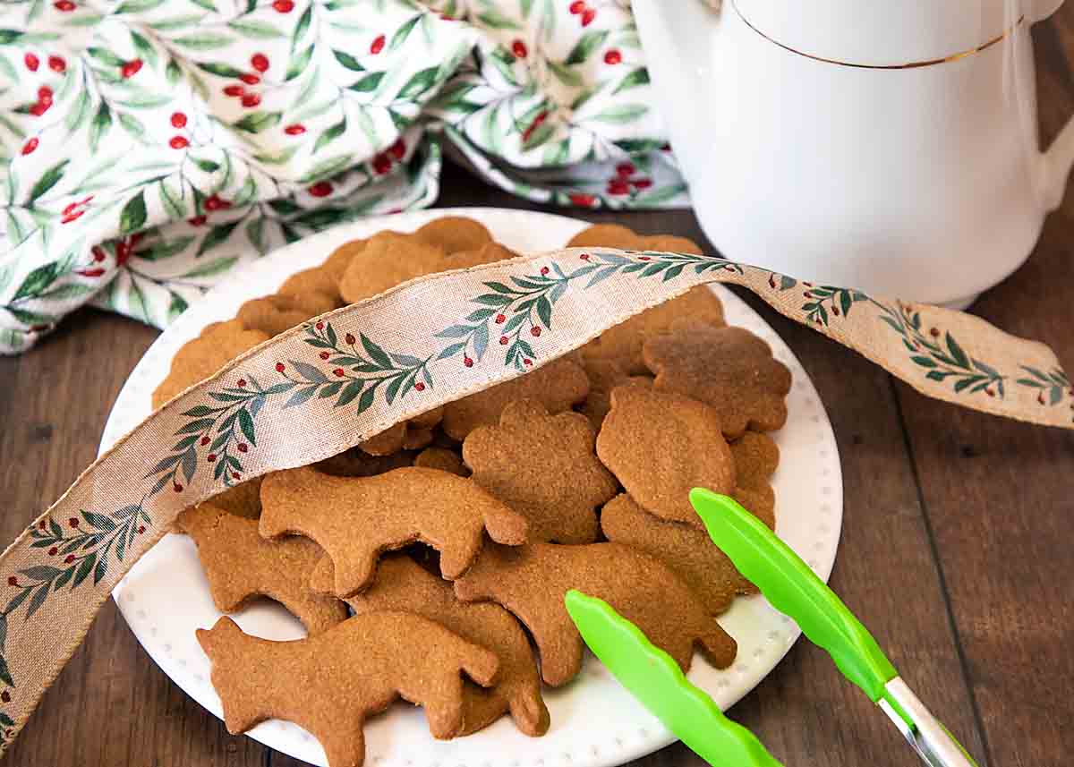 Pepparkakor (Swedish Ginger Cookies)