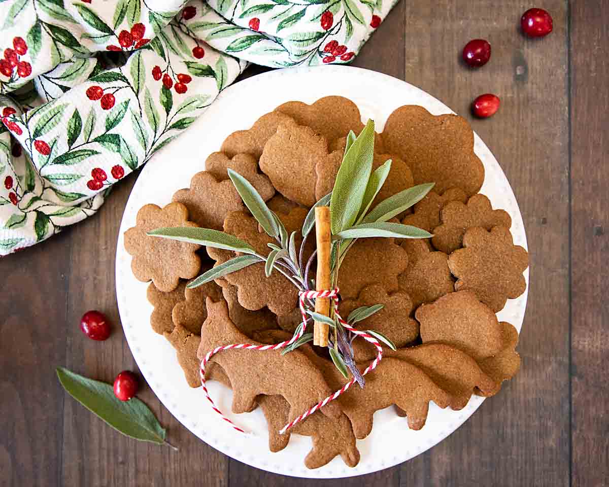 Pepparkakor (Swedish Ginger Cookies)