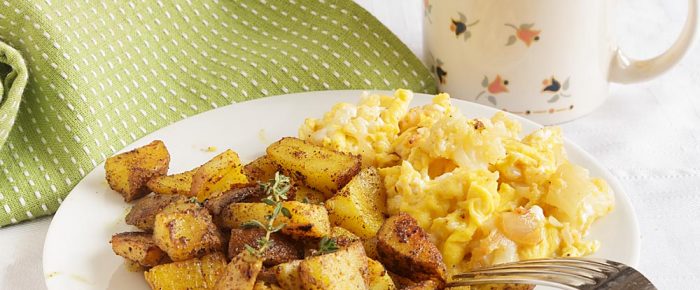 Spicy Fried Breakfast Potatoes with Turmeric