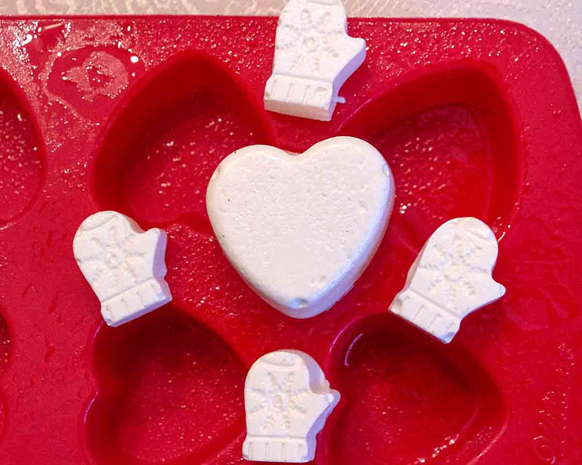 Realistic Mini Marshmallow Silicone Mold - Perfect for Christmas Crafts