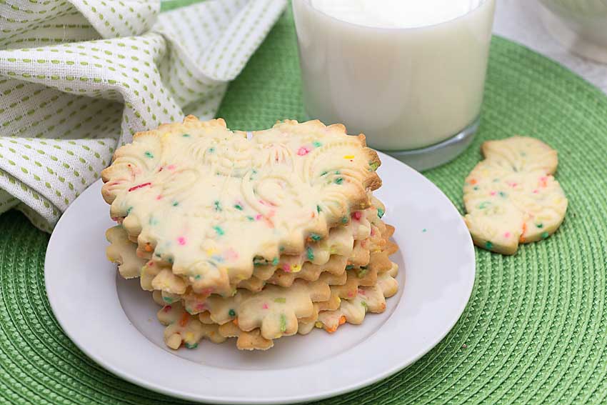 Spiced Embossed Shortbread Cookies – Breadtopia