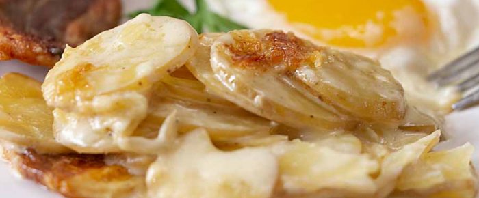 Easiest Pommes Dauphinoise (Scalloped Potatoes) Easiest Pommes Dauphinoise (Scalloped Potatoes)