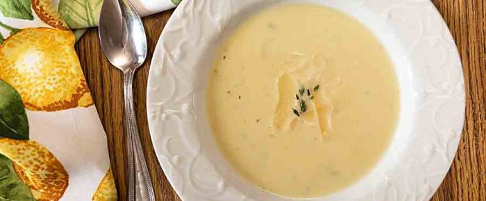 Creamy Roasted Garlic Soup