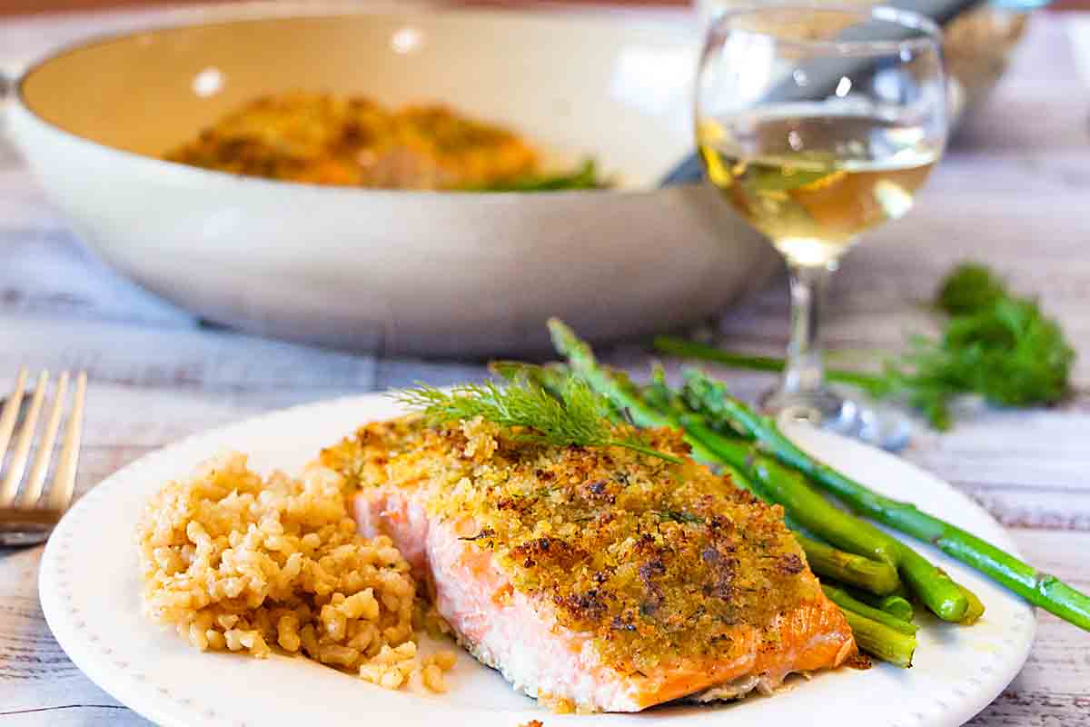 Horseradish Crusted Salmon with Asparagus is healthy, moist and flavorful.  Even better it can be made in minutes in a single pan!
