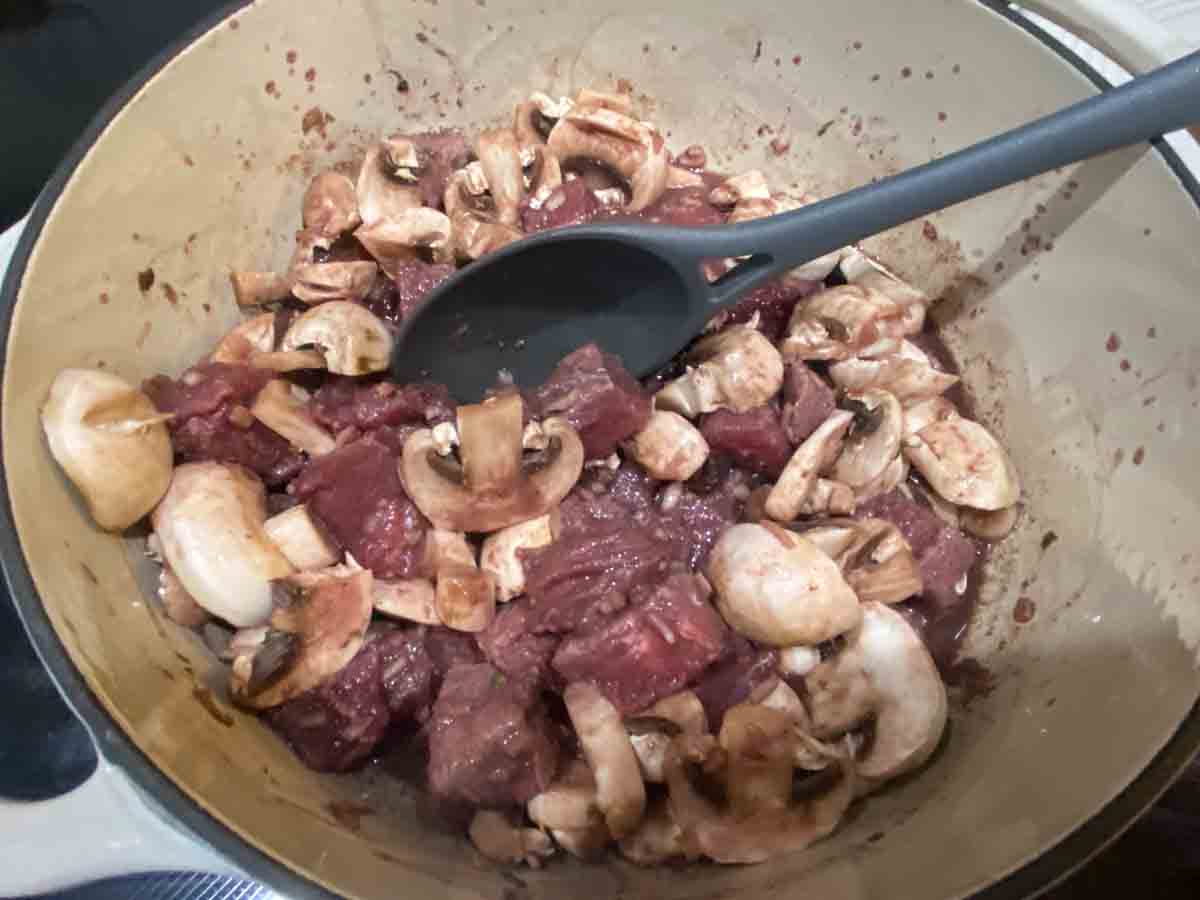 https://artofnaturalliving.com/wp-content/uploads/2022/01/Crockpot_Beef_Tips_16.jpg