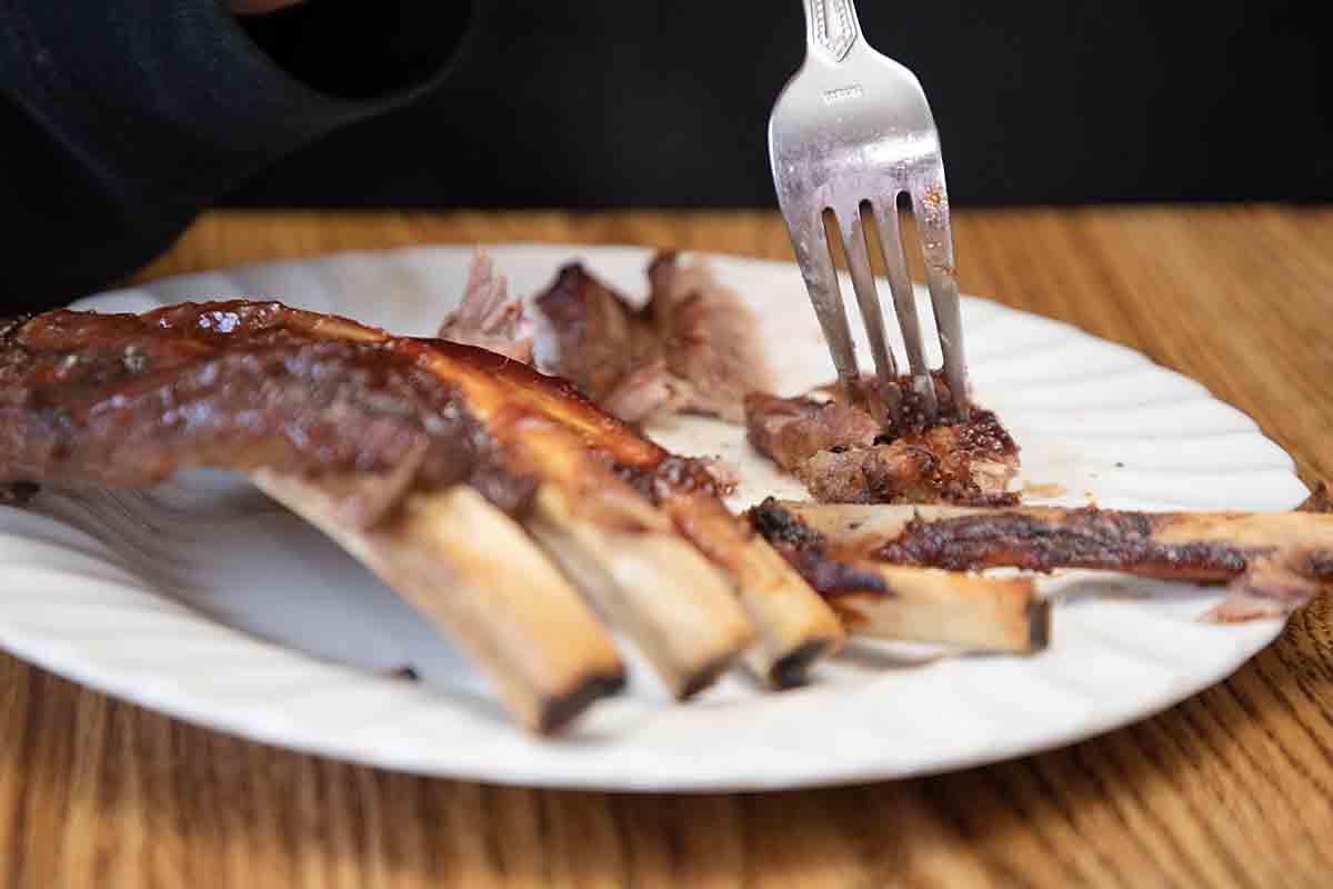 Baby Back Ribs with Dutch Oven Vegetables AVCHD 