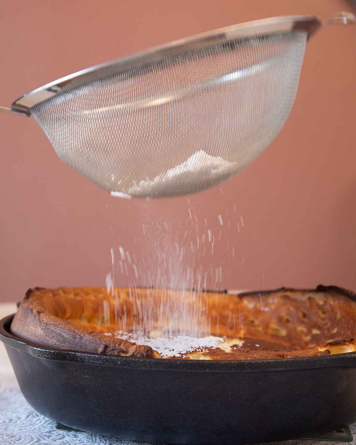 https://artofnaturalliving.com/wp-content/uploads/2022/02/Dutch_Baby_Pancake_01.jpg