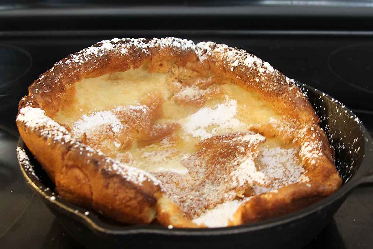 Skillet Dutch Baby Pancake: Because Screw Standing Over a Hot Stove All Day