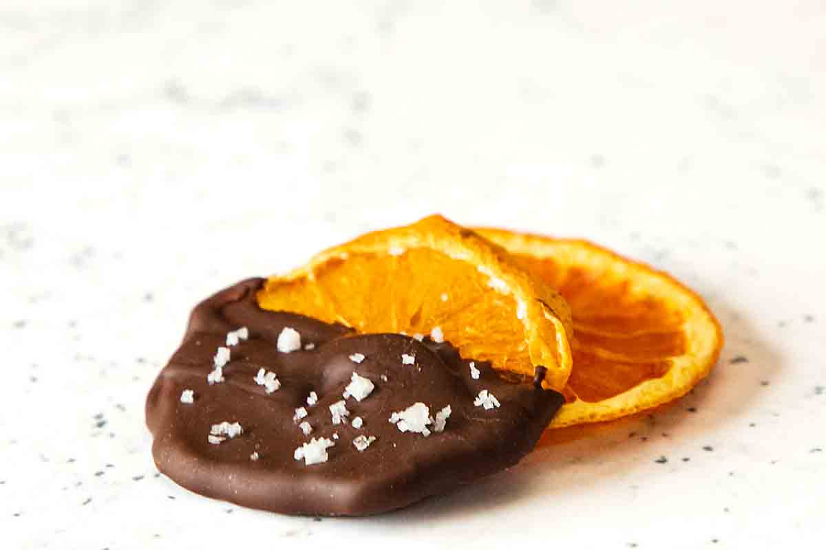 Dried Orange Slices: How to Make and Use Them For More Than Just  Decorations – Fresh Bites Daily