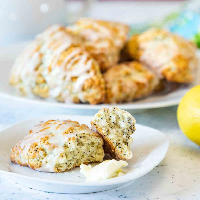 Lemon Poppyseed Scones