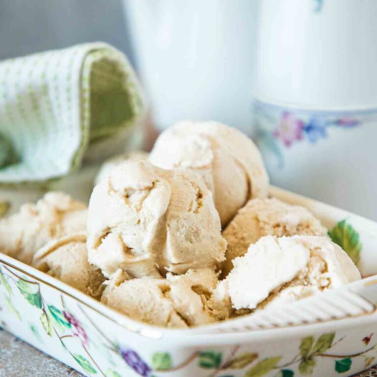 Cinnamon Ice Cream