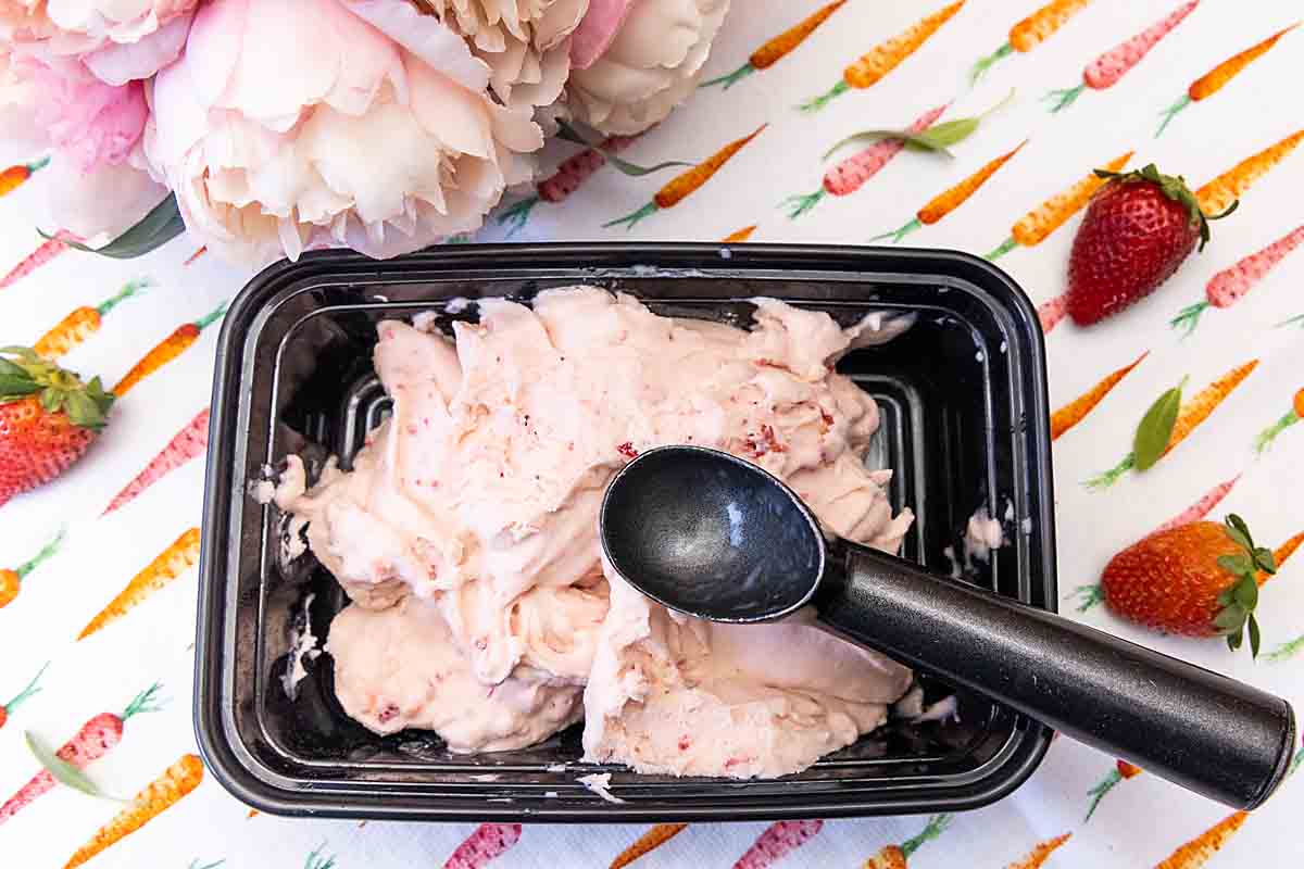 homemade strawberry ice cream