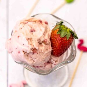 homemade strawberry ice cream