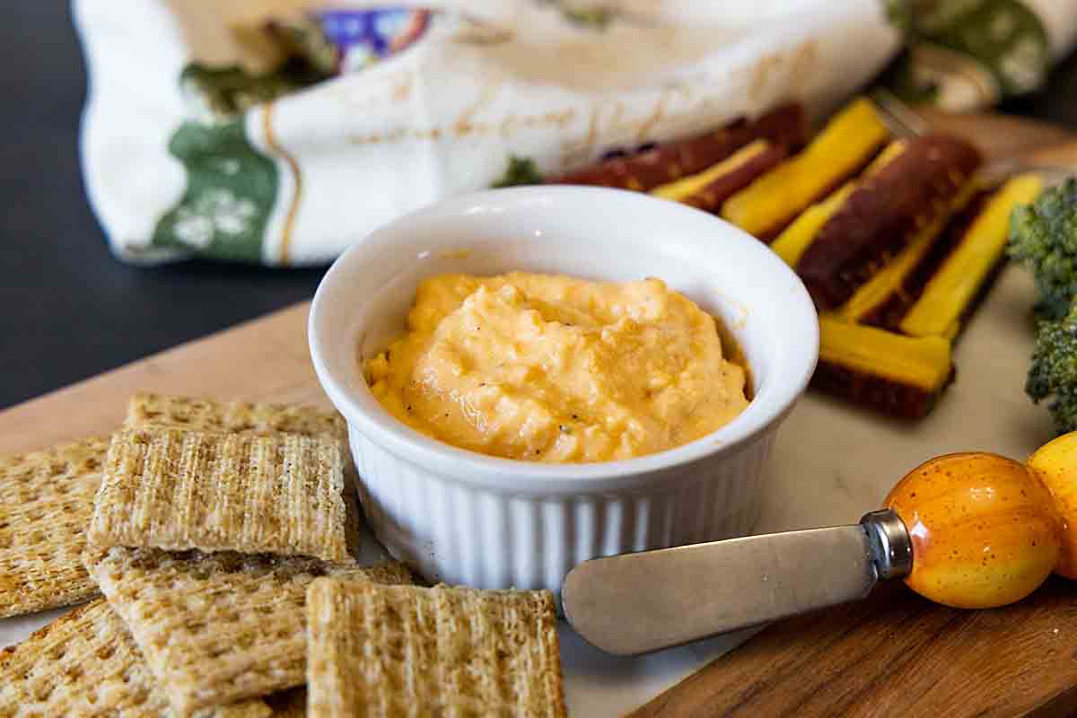 Horseradish Cheese Spread