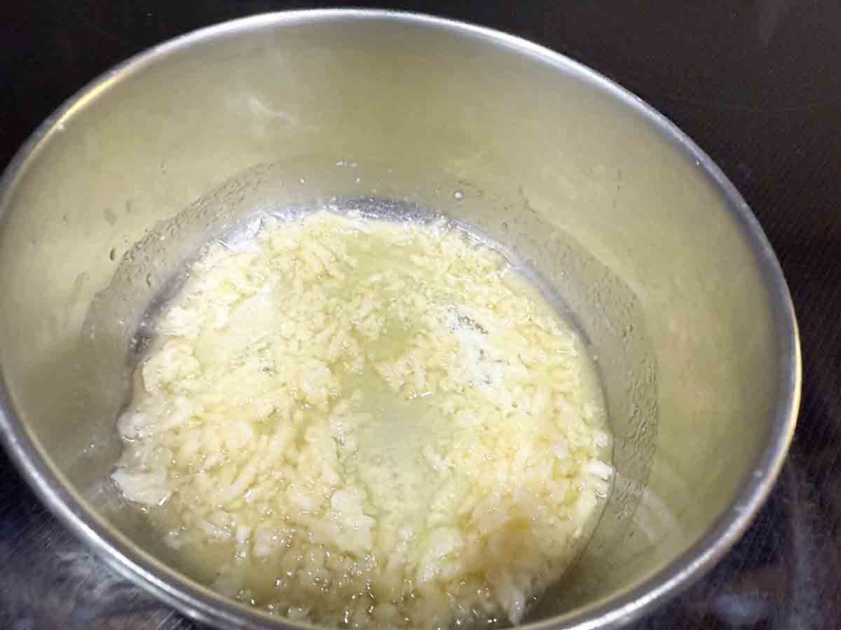 cook garlic in butter