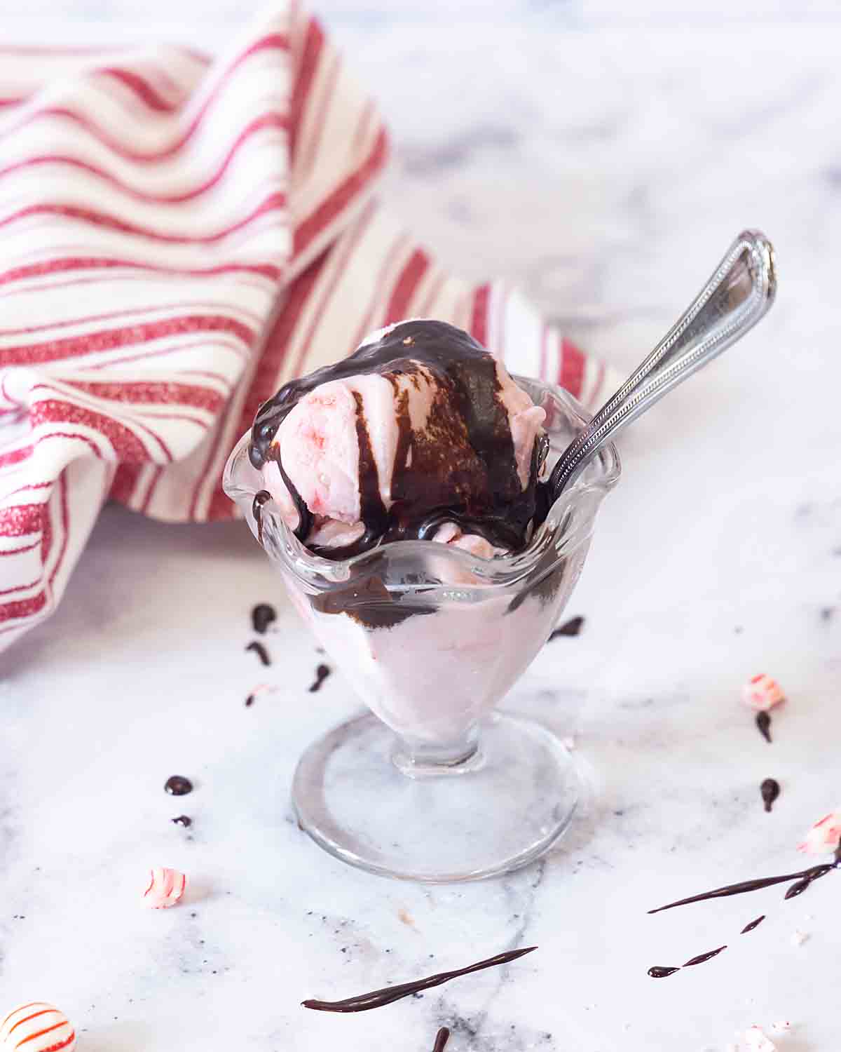 peppermint ice cream hot fudge sundae