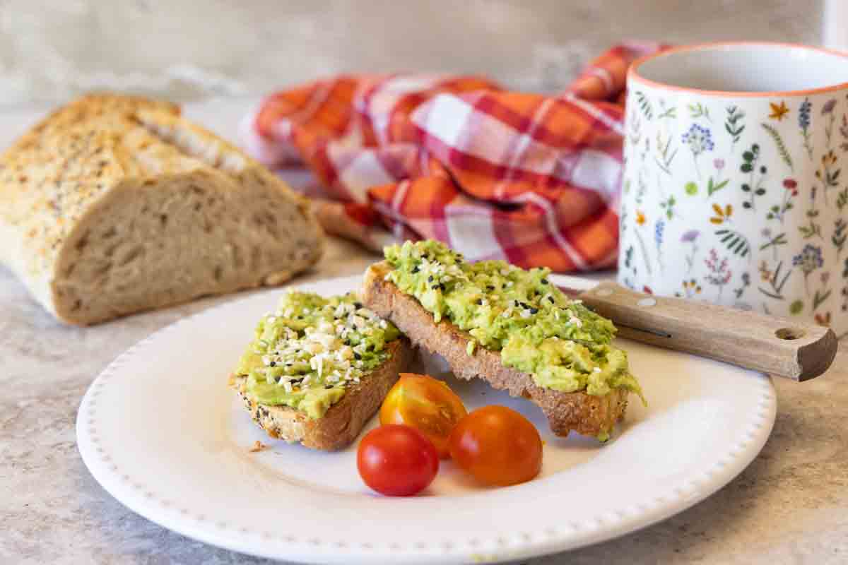 Avocado Toast with Everything Bagel Seasoning
