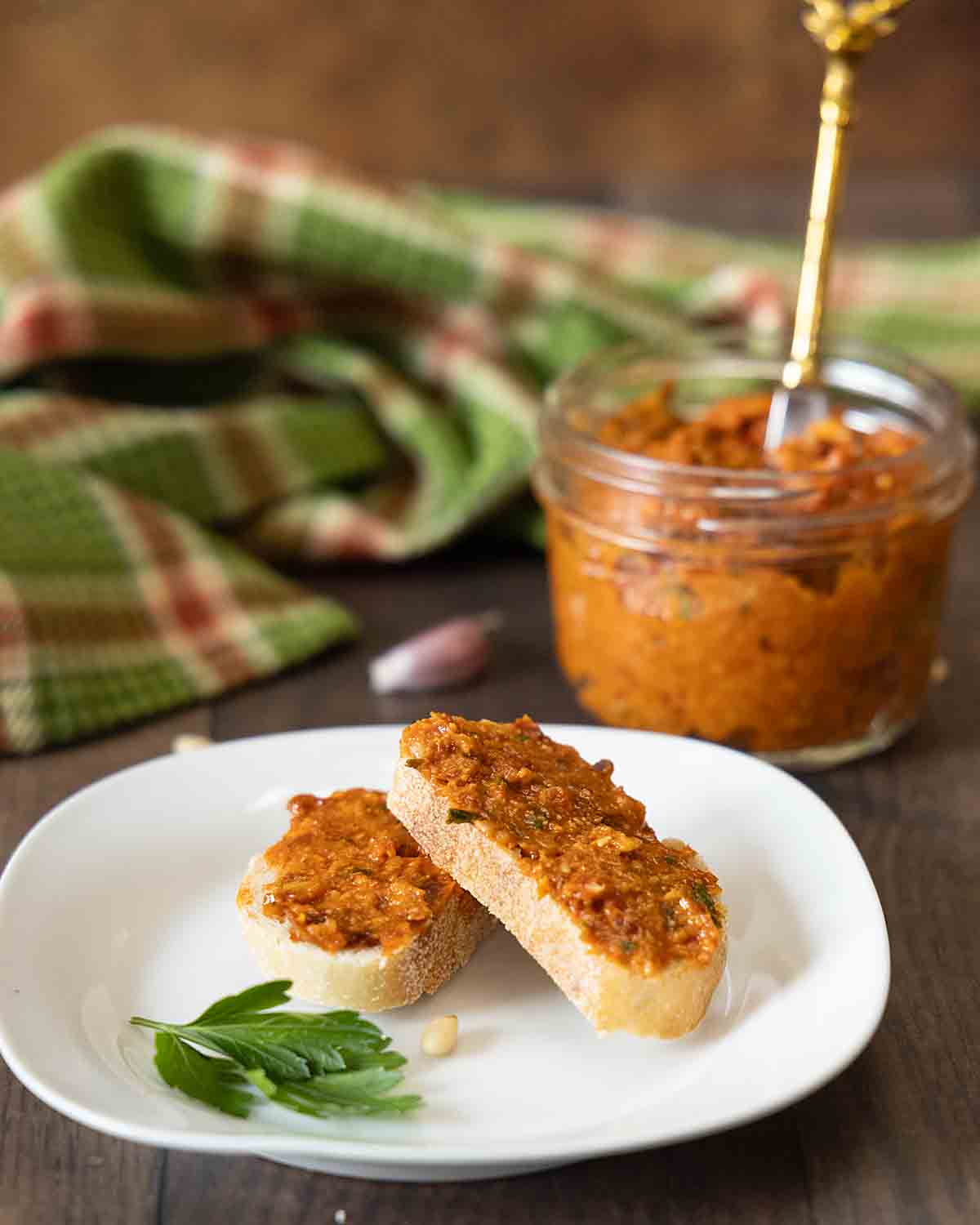 sun dried tomato pesto