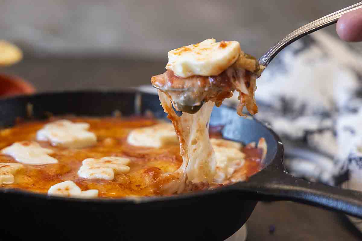 Halloween Pizza Dip